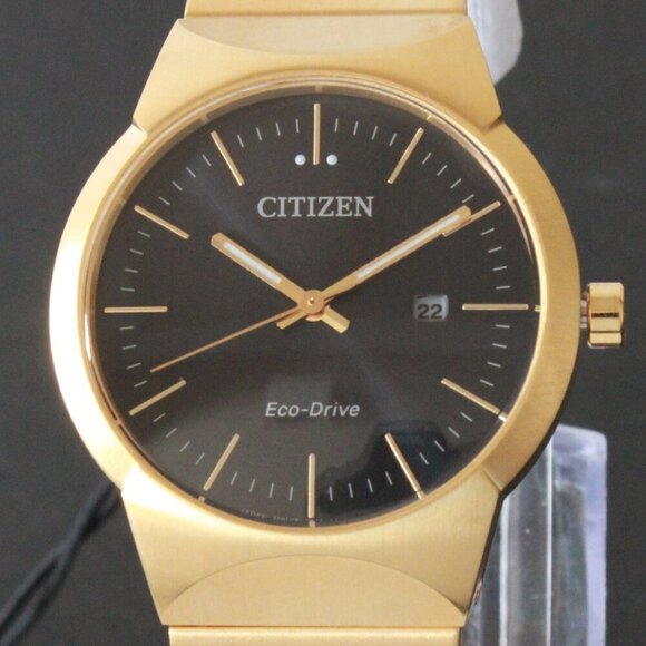 Citizen Eco-Drive Women\'s Gold Tone Watch Black Dial 32MM Watch main image 11
